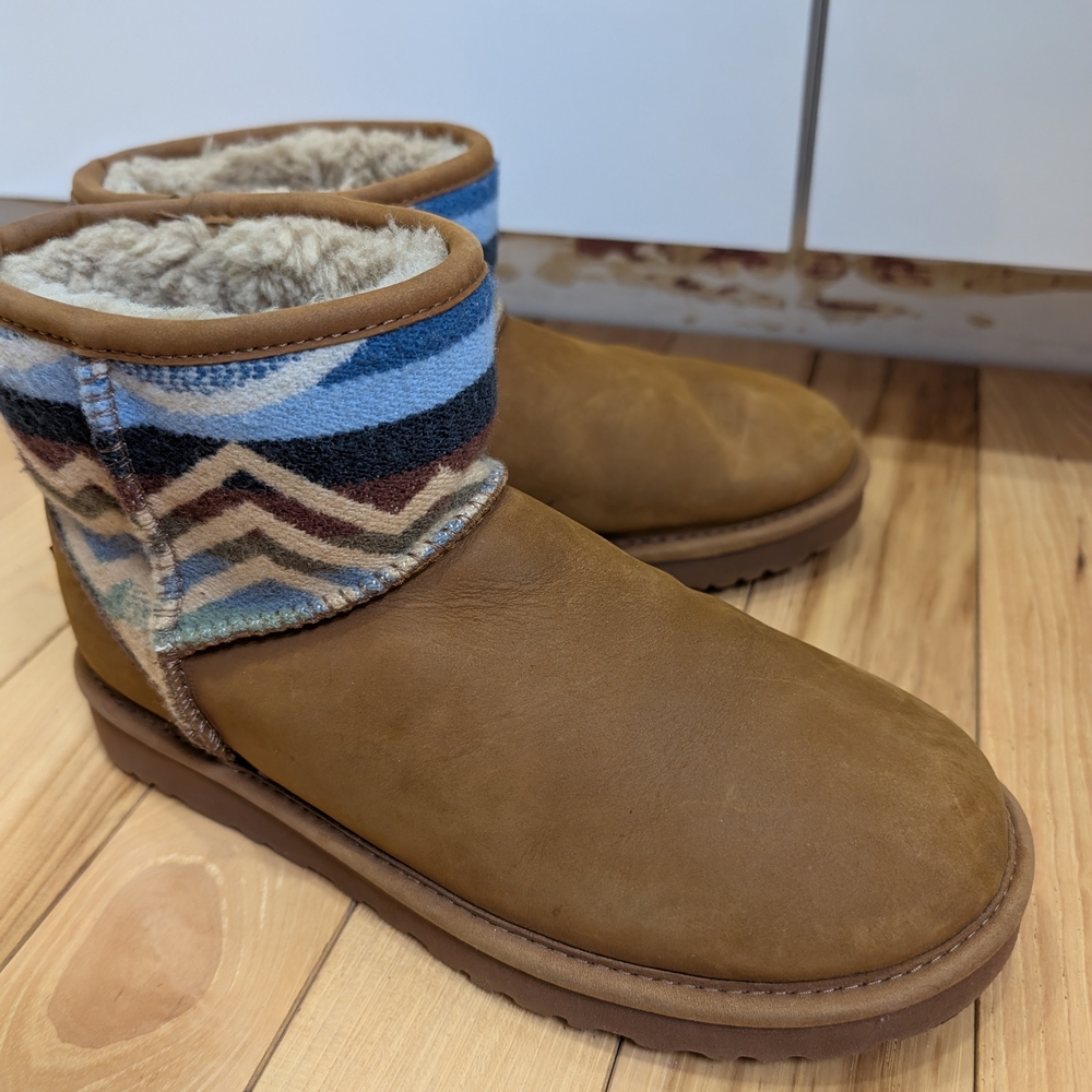 UGG Kids Pendleton Patterned Boots - Brown and Bl… - image 3
